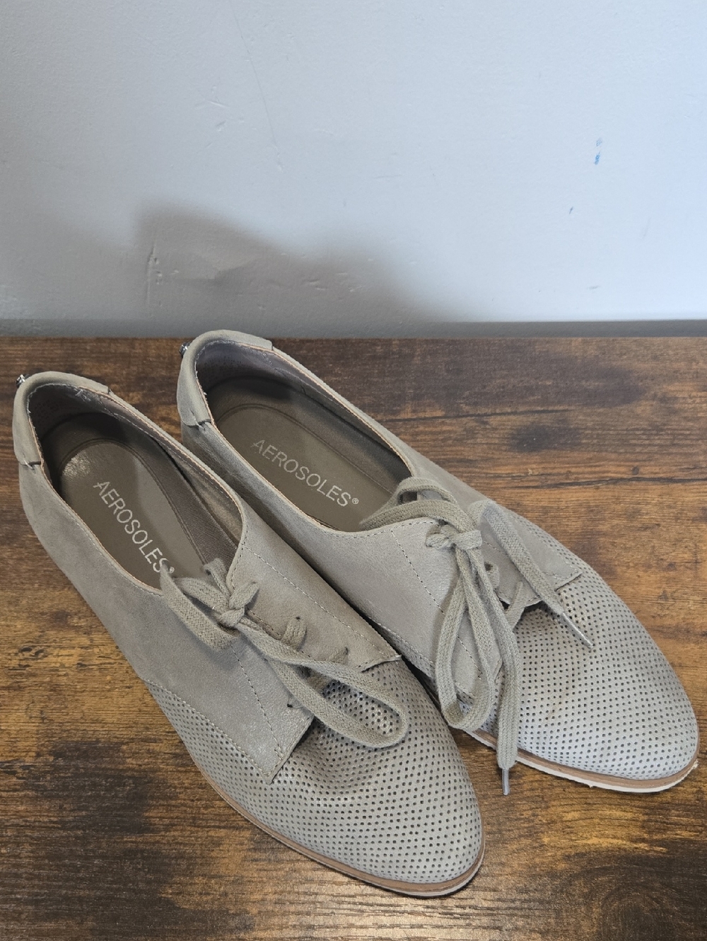 AEROSOLES Light Gray Suede Perforated Lace-Up Oxfords